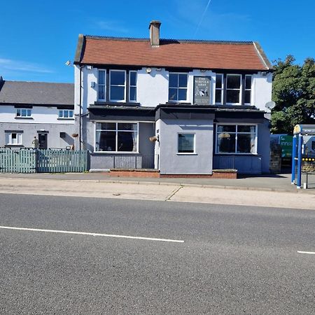 Готель The Norfolk Arms, Chapeltown Шеффілд Екстер'єр фото