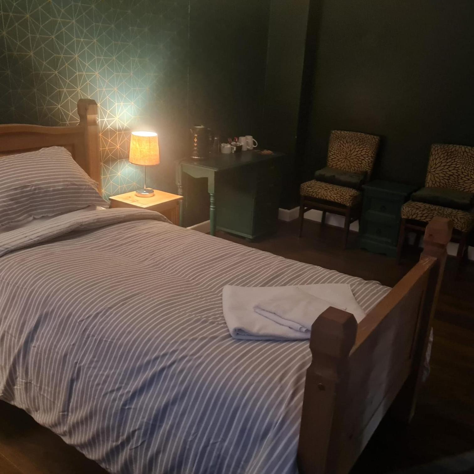 Готель The Norfolk Arms, Chapeltown Шеффілд Екстер'єр фото