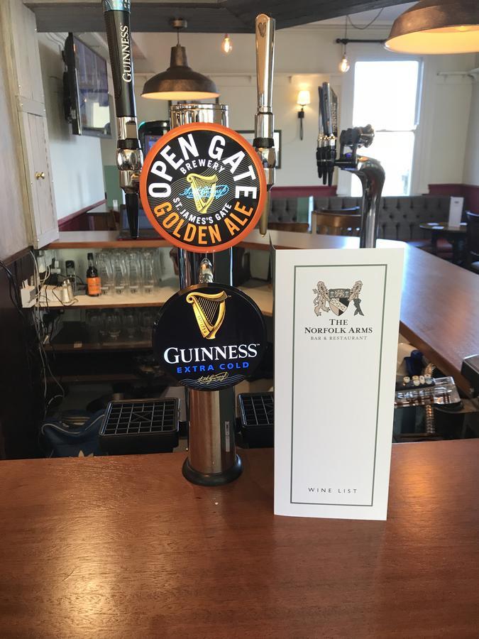 Готель The Norfolk Arms, Chapeltown Шеффілд Екстер'єр фото