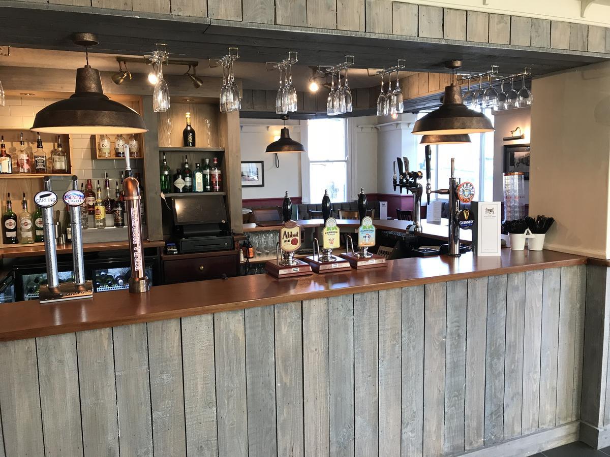 Готель The Norfolk Arms, Chapeltown Шеффілд Екстер'єр фото
